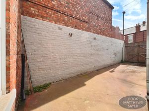 Photo 10- click for photo gallery